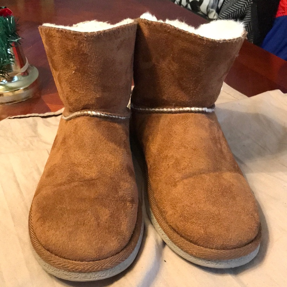 Willowbee Suede Women Ankle Booties 7